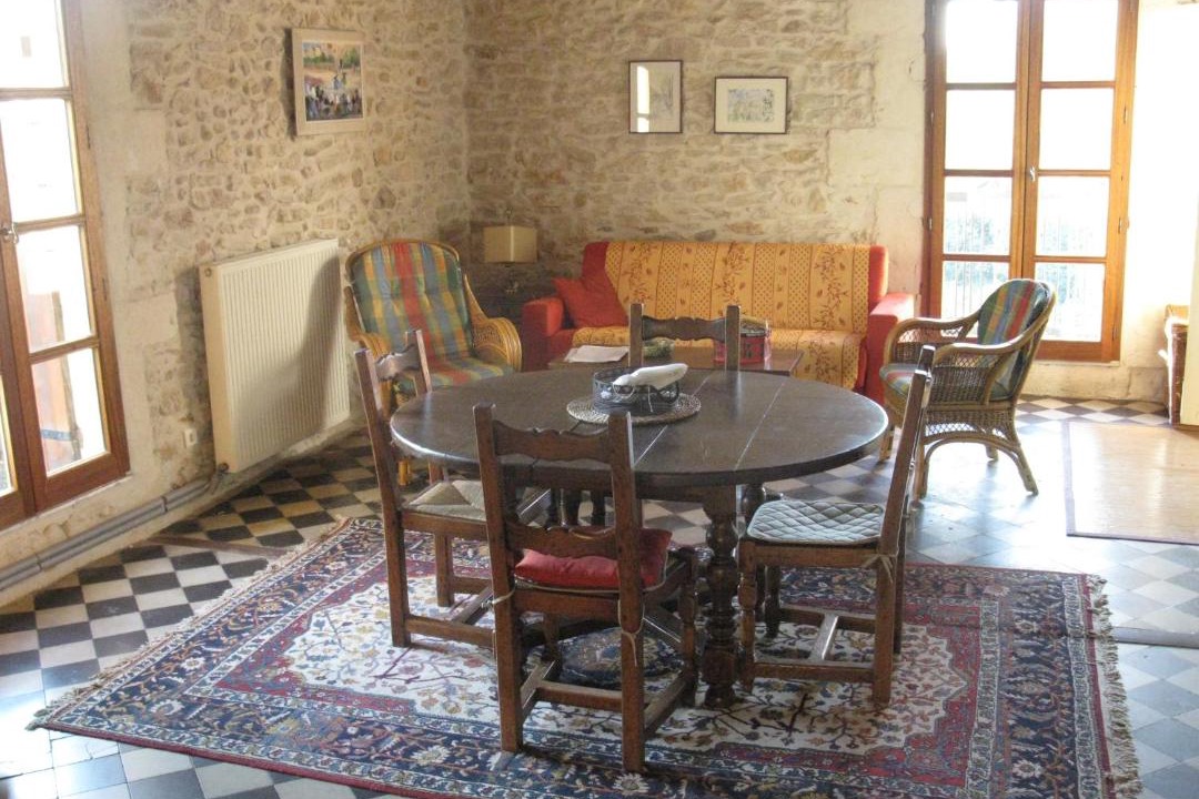 Photo of Others in Venejan