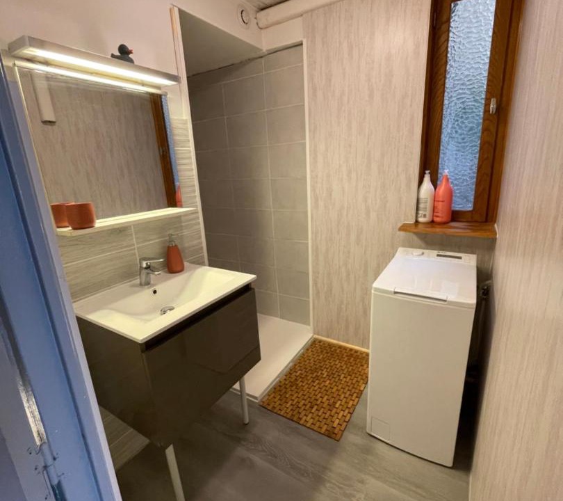 Photo of Others in Dun