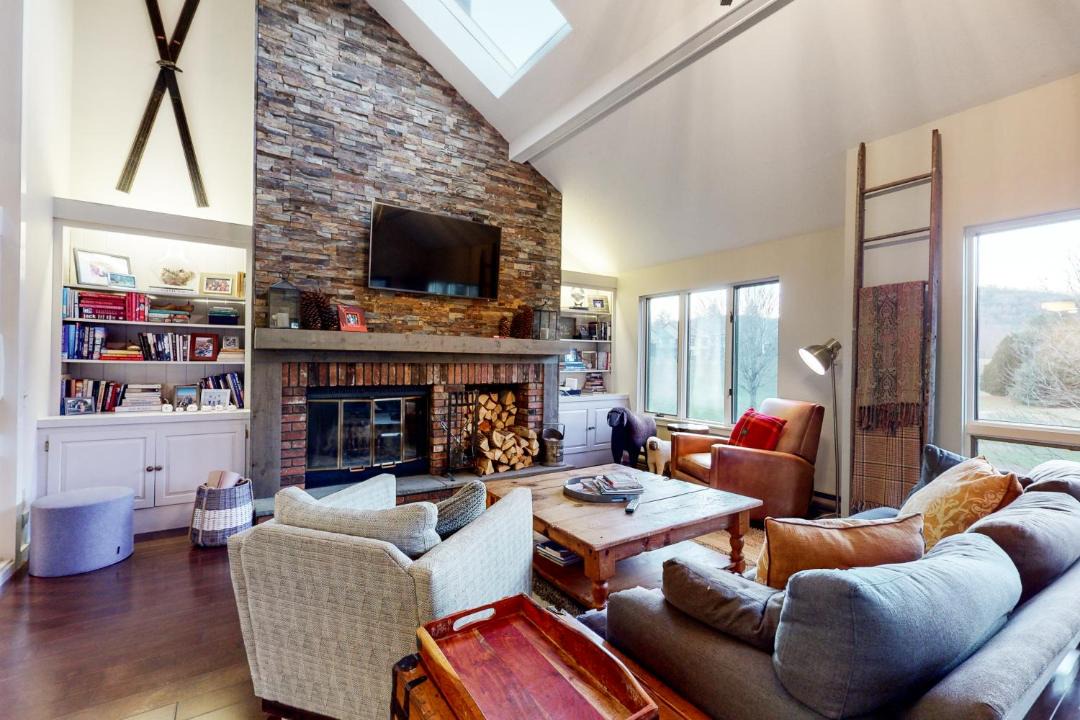 Photo of Livingroom in West Hartford