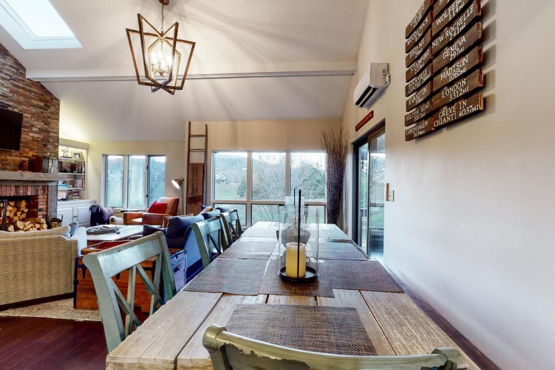 Photo of Livingroom in West Hartford