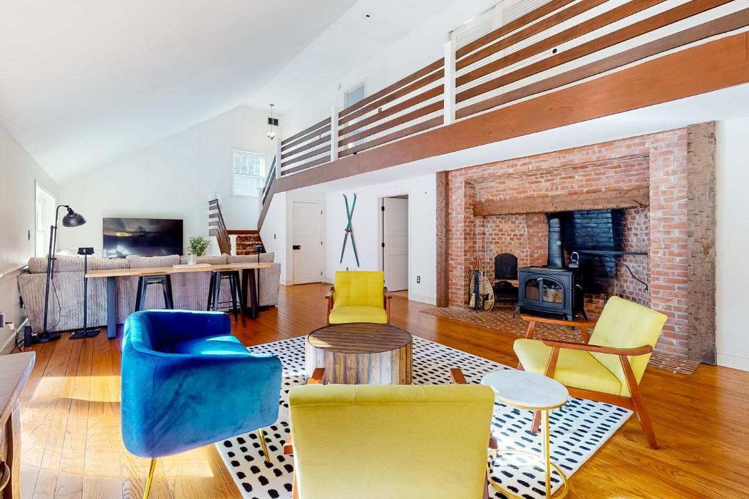 Photo of Others in Clarendon