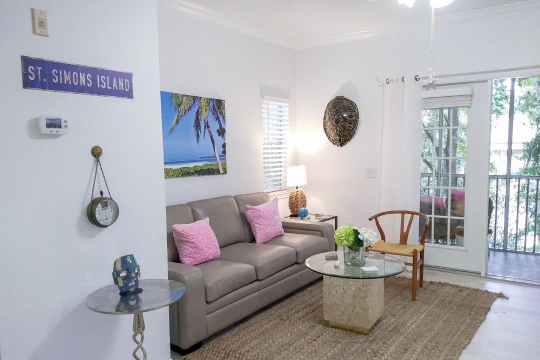 Photo of Livingroom in Saint Simons Heights