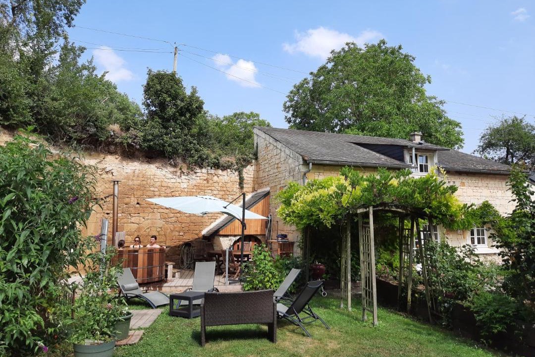 Photo of Others in Louerre