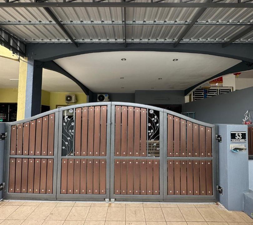 Photo of Buildings in Gerik