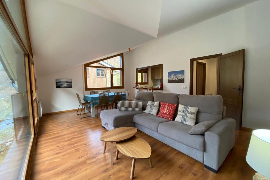 Photo of Livingroom in Llorts