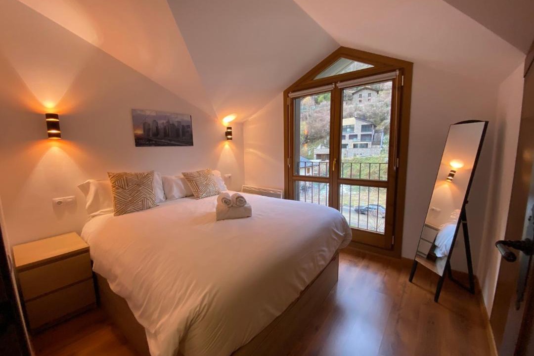 Photo of Bedroom in Llorts