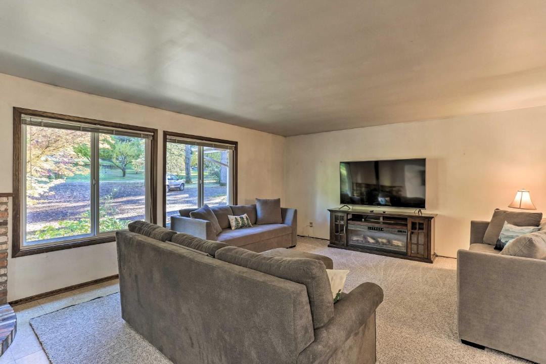 Photo of Others in Willow Creek