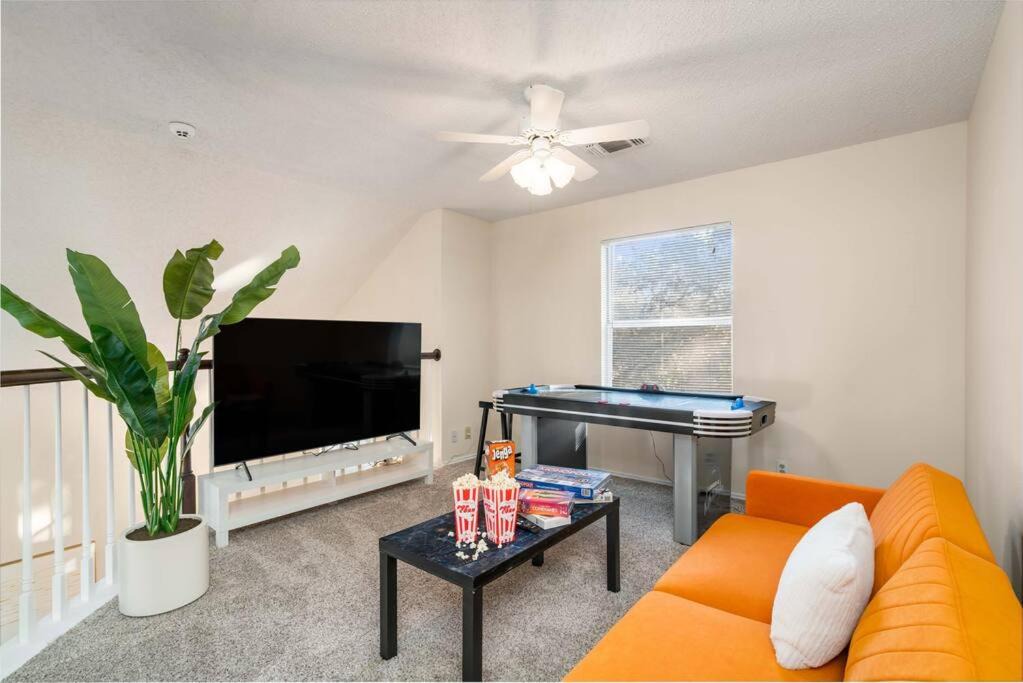 Photo of Livingroom in San Antonio