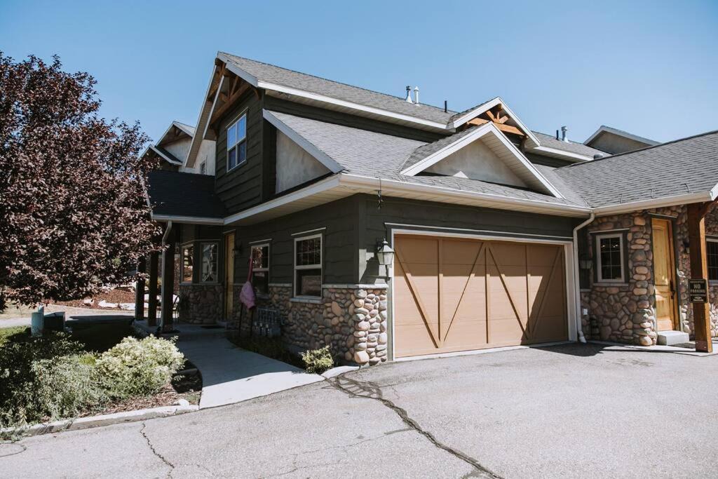 Photo of Others in Wolf Creek