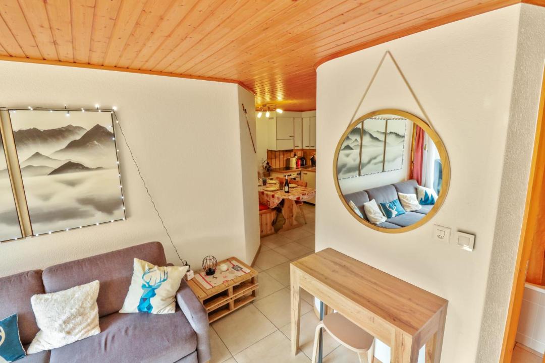 Photo of Livingroom in Lens