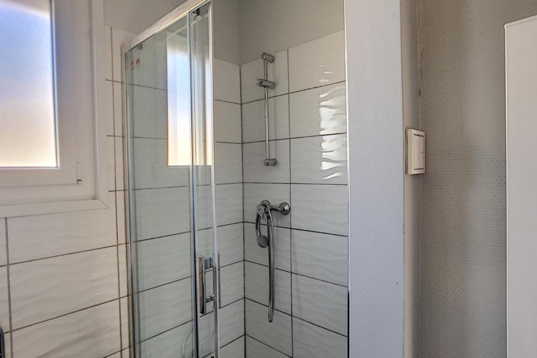 Photo of Bathroom in Jullouville