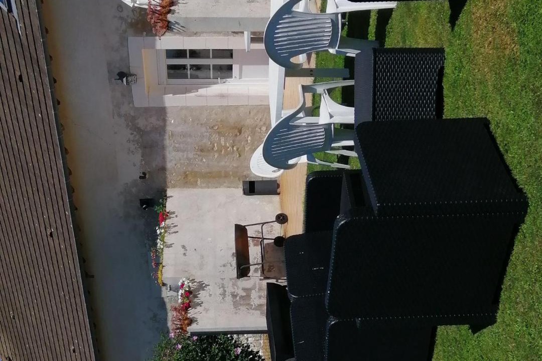 Photo of Others in Fredille