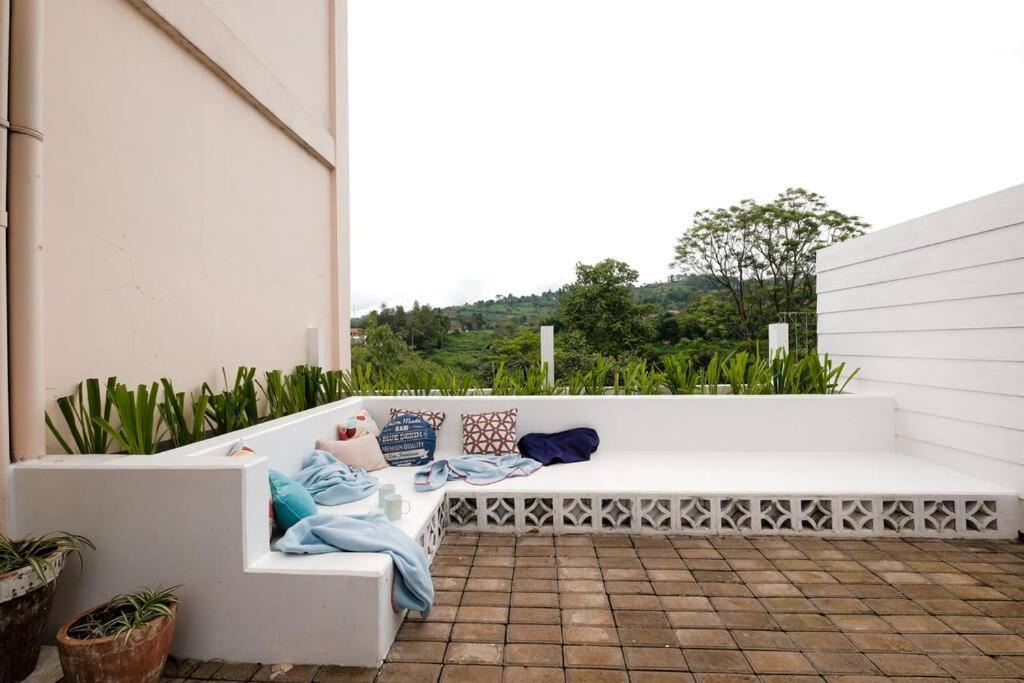 Photo of Patio Balcony in Bandung