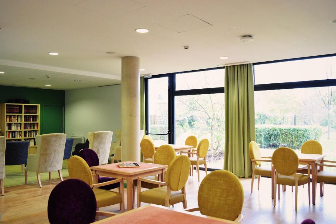 Photo of Others in Hem