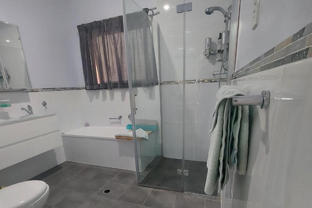 Photo of Bathroom in Noarlunga Downs
