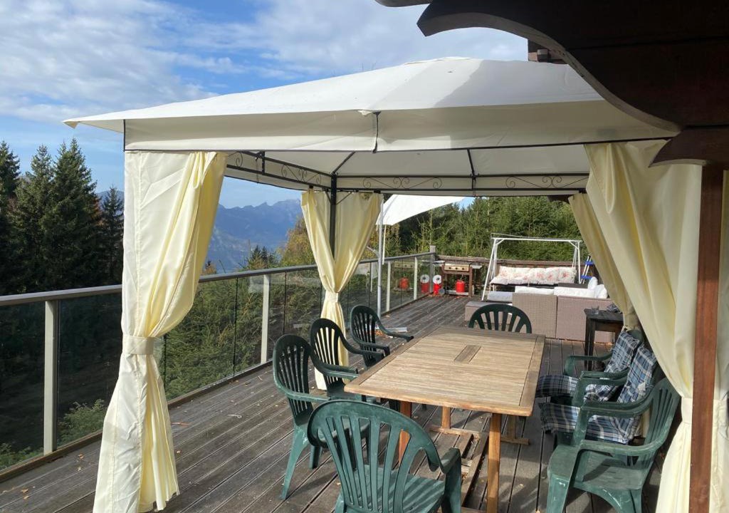 Photo of Patio Balcony in Les Posses-sur-Bex