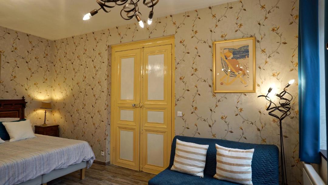Photo of Bedroom in Rozoy-sur-Serre