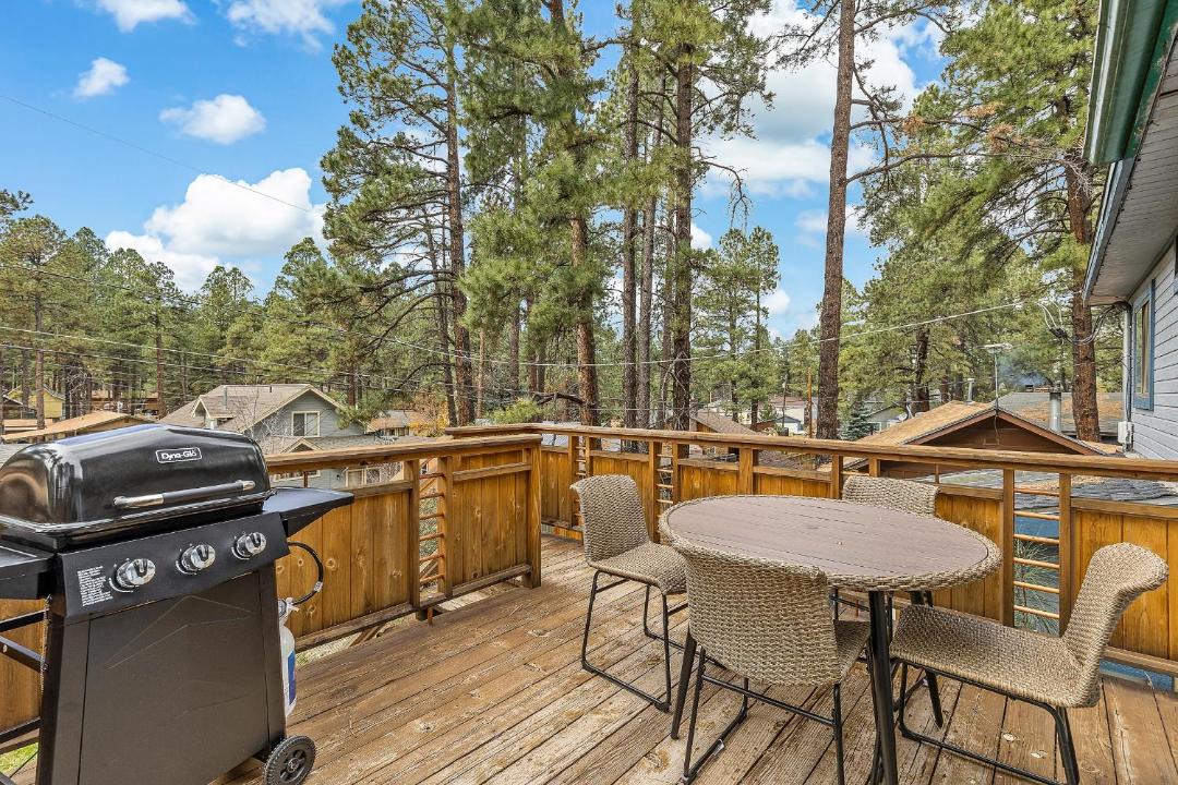 Photo of Patio Balcony in Mountainaire
