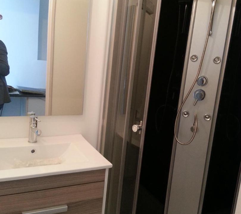 Photo of Bathroom in Caudebec-les-Elbeuf