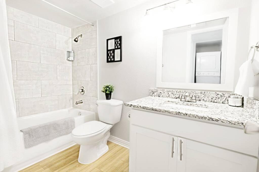 Photo of Bathroom in Old East Dallas
