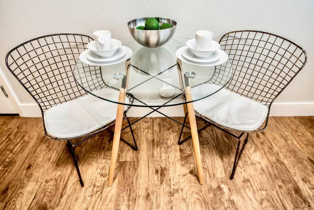 Photo of Livingroom in Old East Dallas