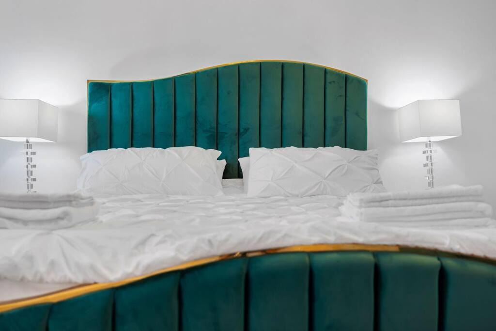 Photo of Bedroom in Wilton Manors