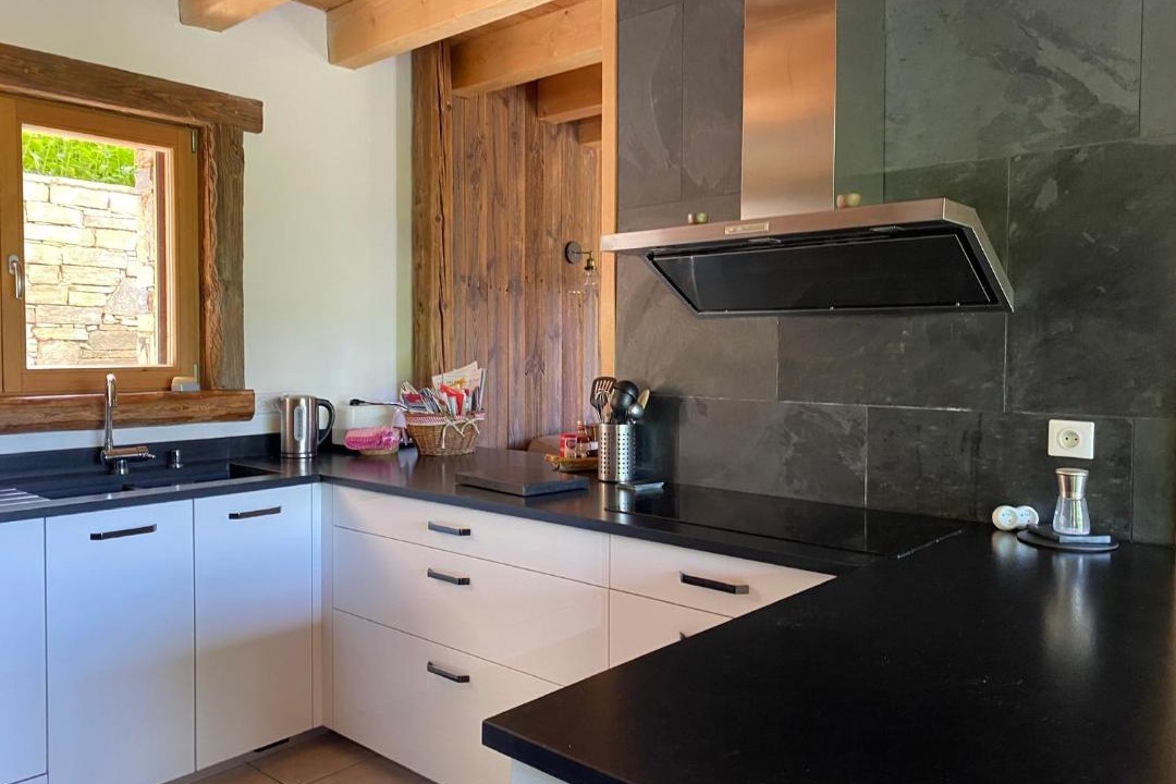 Photo of Kitchen in Huez-en-Oisans