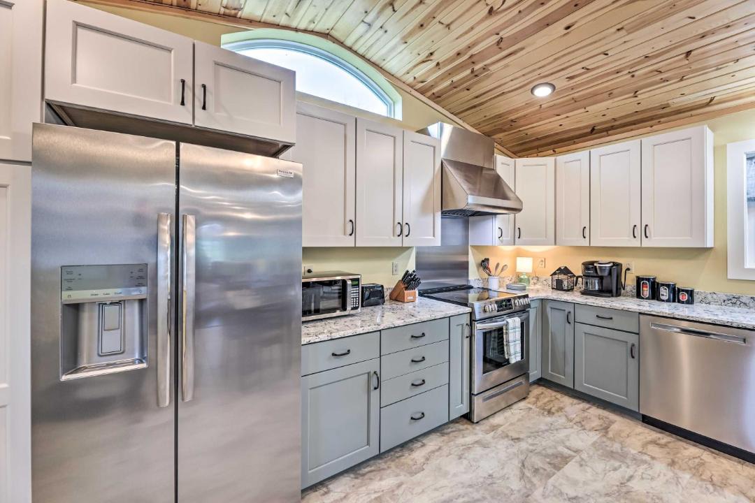 Photo of Kitchen in Edray