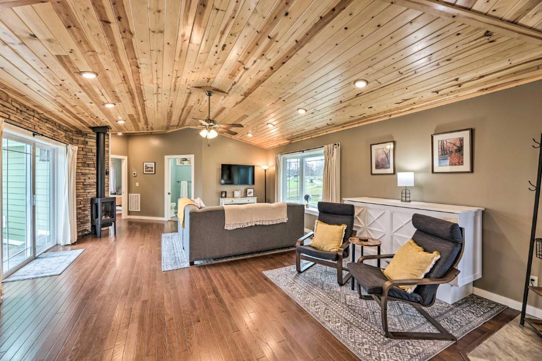 Photo of Livingroom in Edray