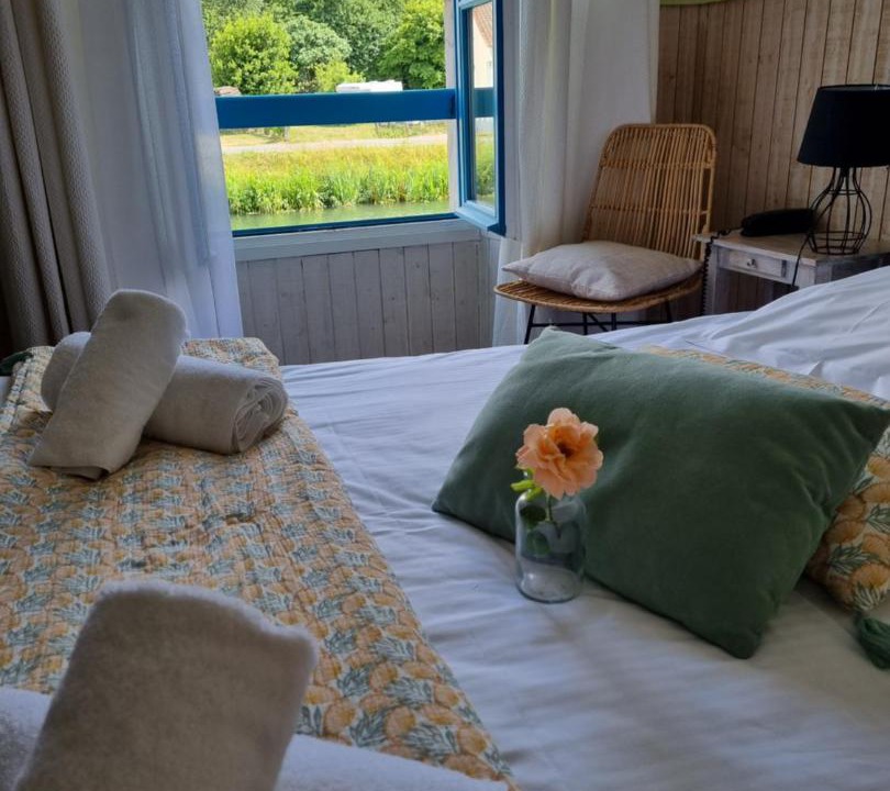 Photo of Bedroom in Coulon