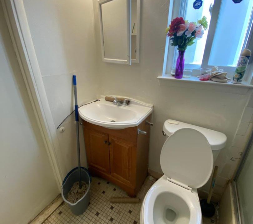 Photo of Bathroom in Graniteville
