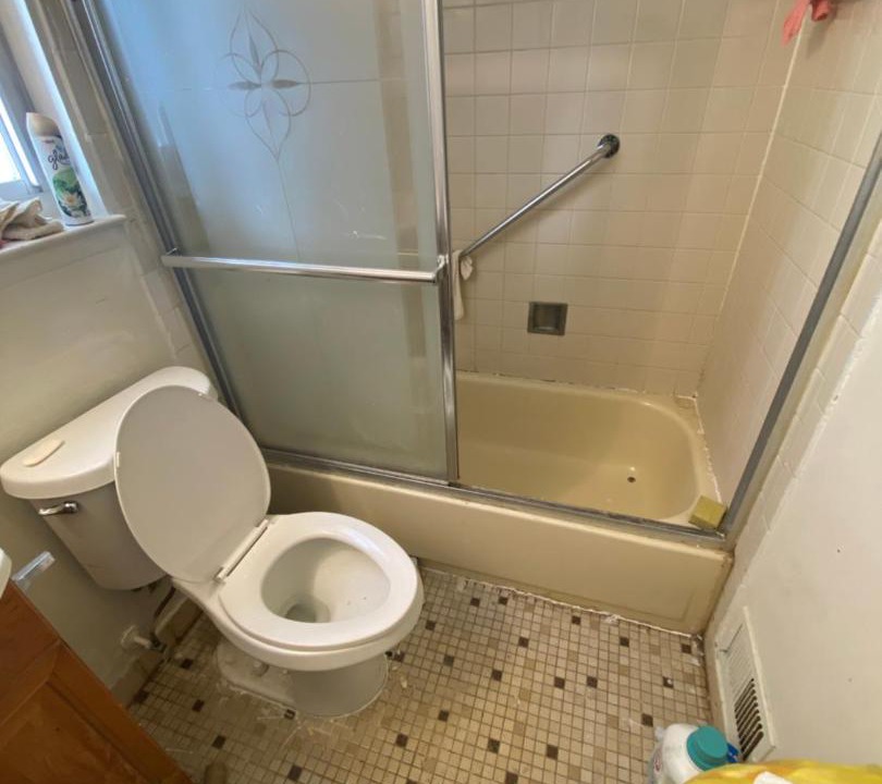 Photo of Bathroom in Graniteville