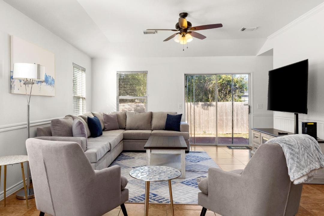 Photo of Livingroom in Wetmore