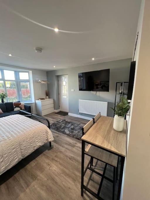 Photo of Others in Cribbs Causeway