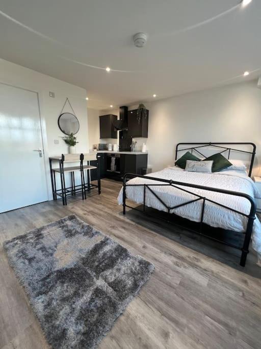 Photo of Others in Cribbs Causeway