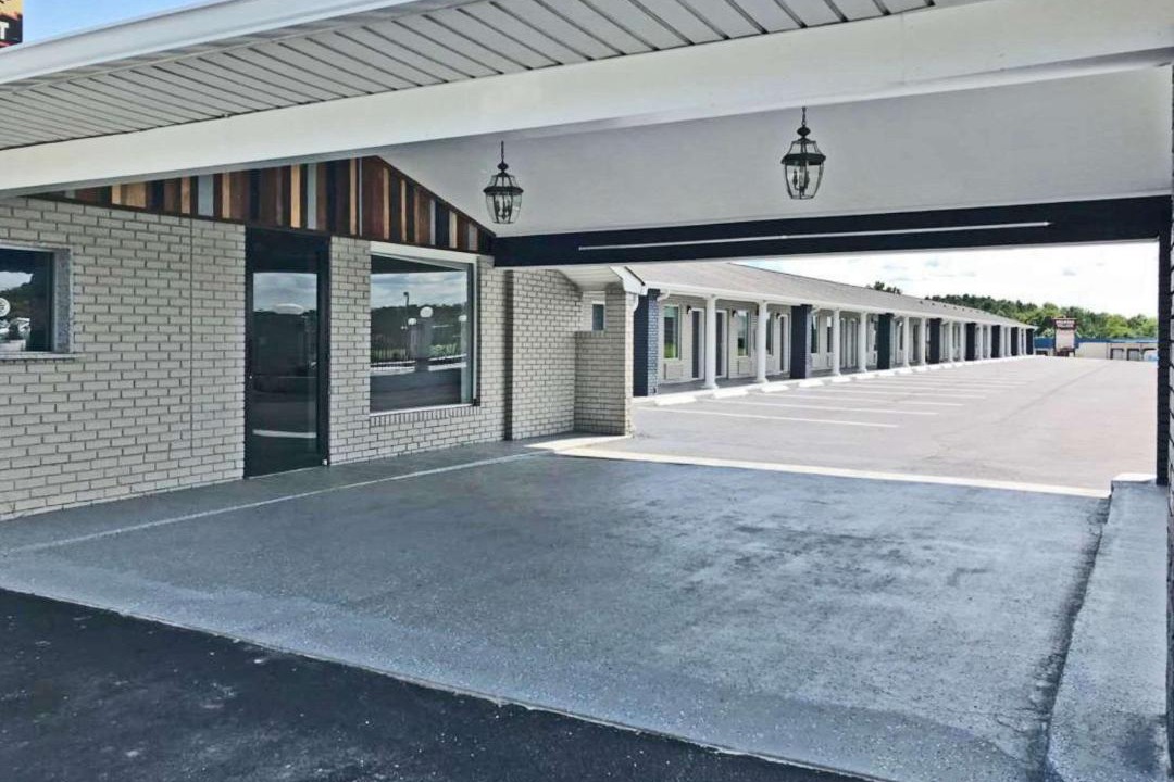 Photo of Others in Calhoun