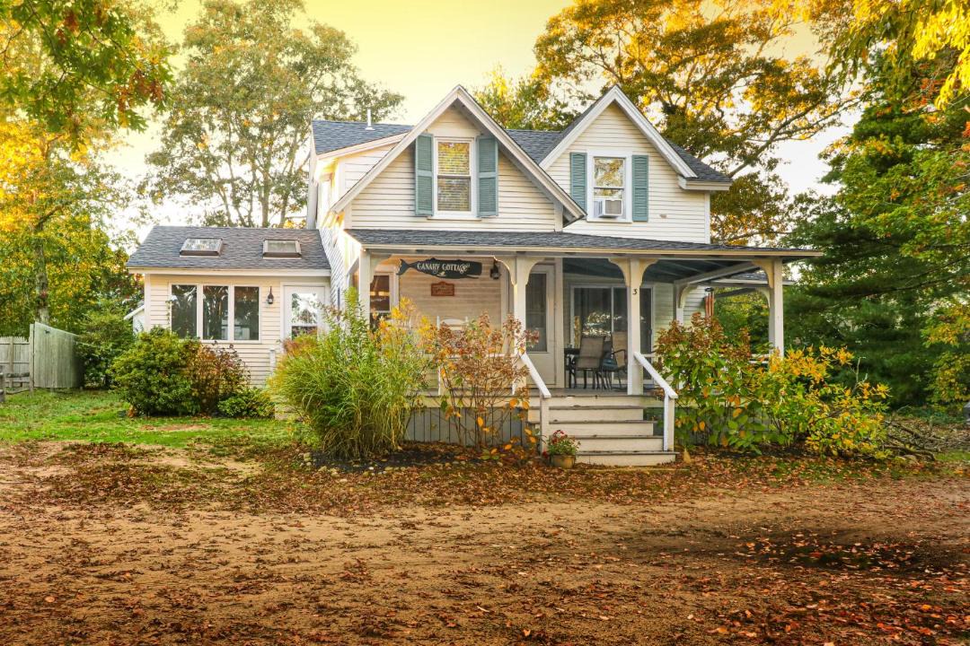 Photo of Buildings in Oak Bluffs