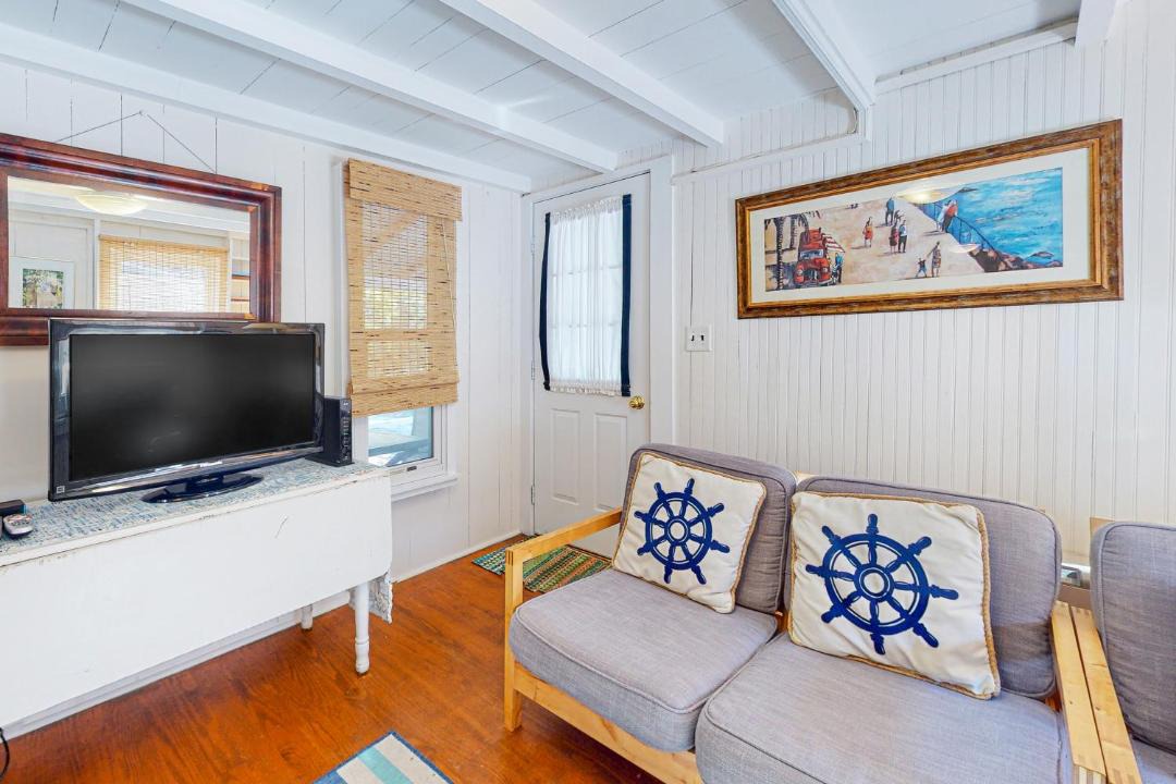 Photo of Livingroom in Oak Bluffs
