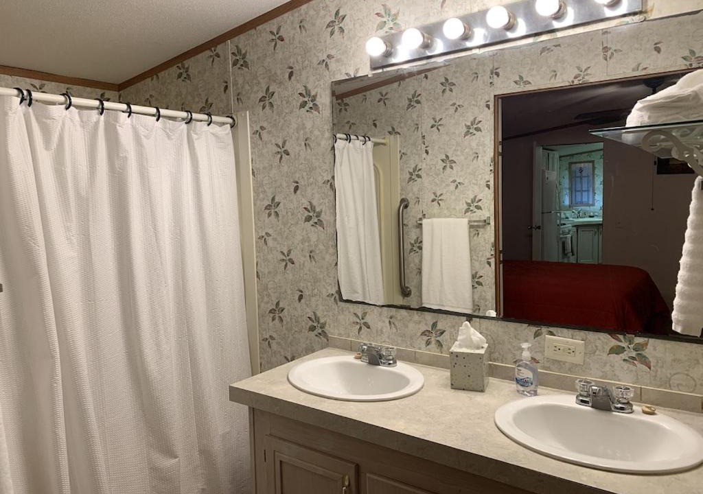 Photo of Bathroom in Port Lavaca