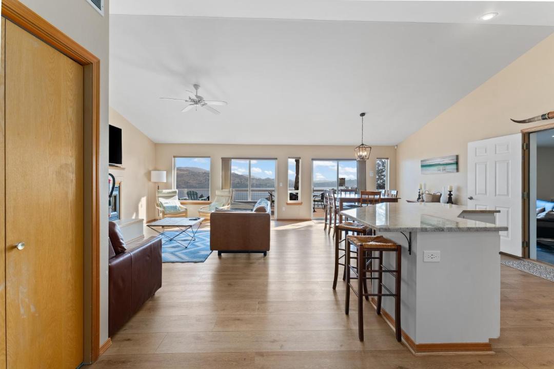 Photo of Others in Chelan