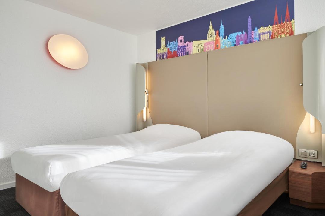 Photo of Bedroom in Brie-Comte-Robert