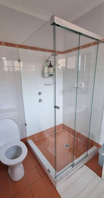Photo of Bathroom in Glen Alpine