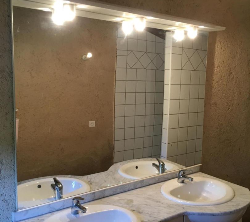 Photo of Bathroom in Muro