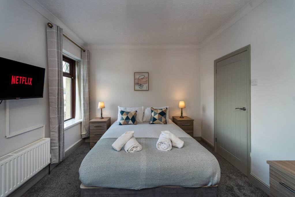 Photo of Bedroom in Llanelli