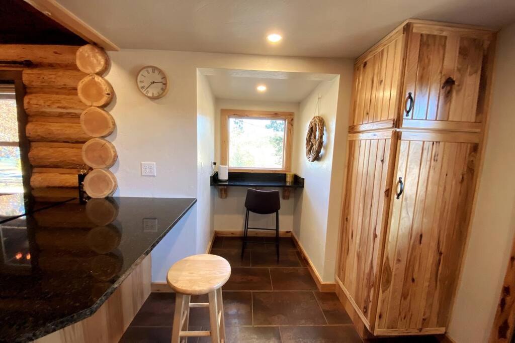 Photo of Livingroom in Shady Cove