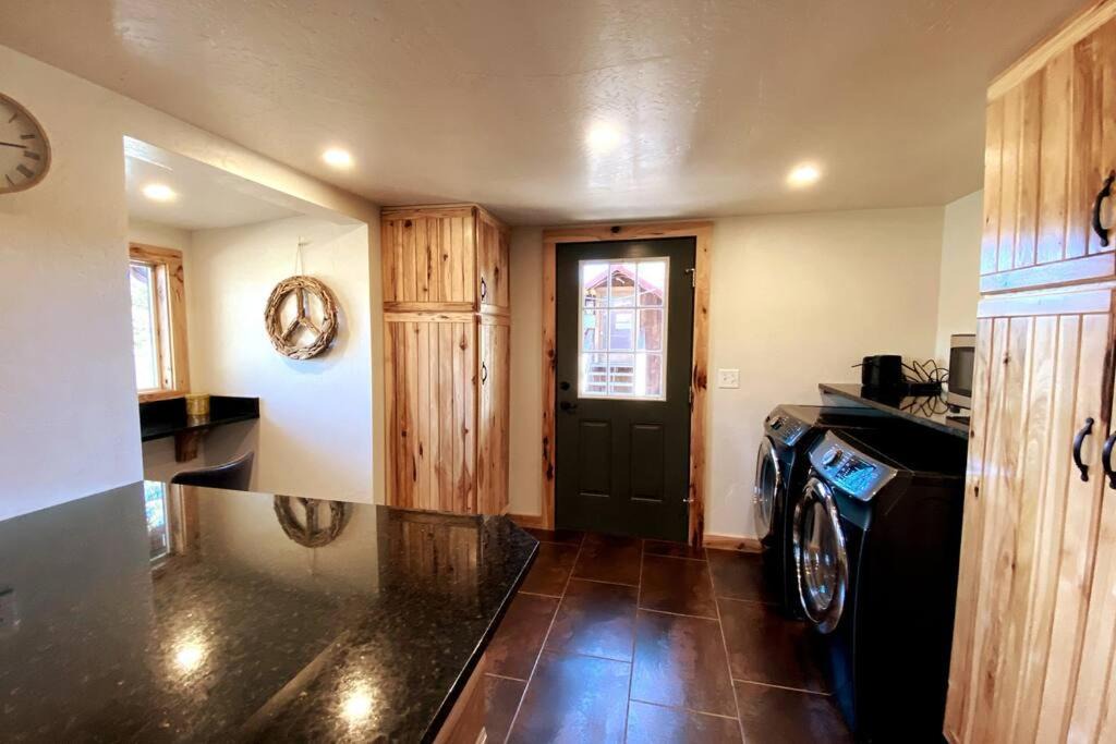 Photo of Livingroom in Shady Cove