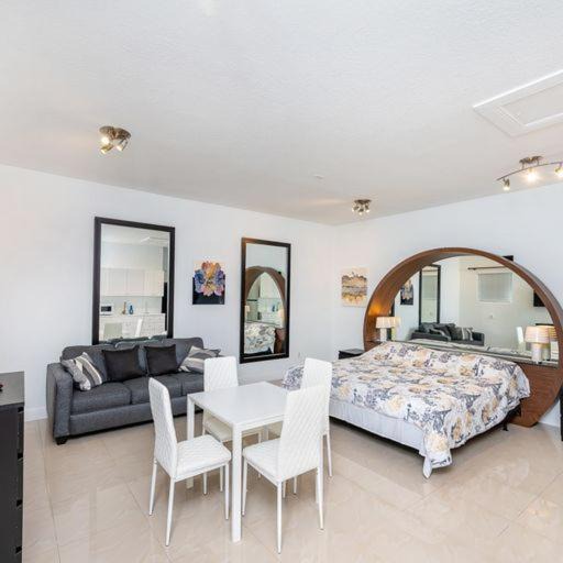 Photo of Others in Ludlam