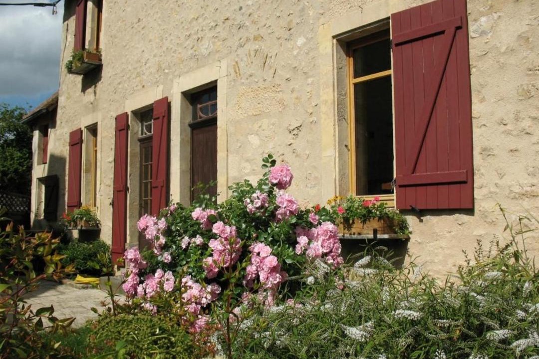 Photo of Buildings in Crannes-en-Champagne