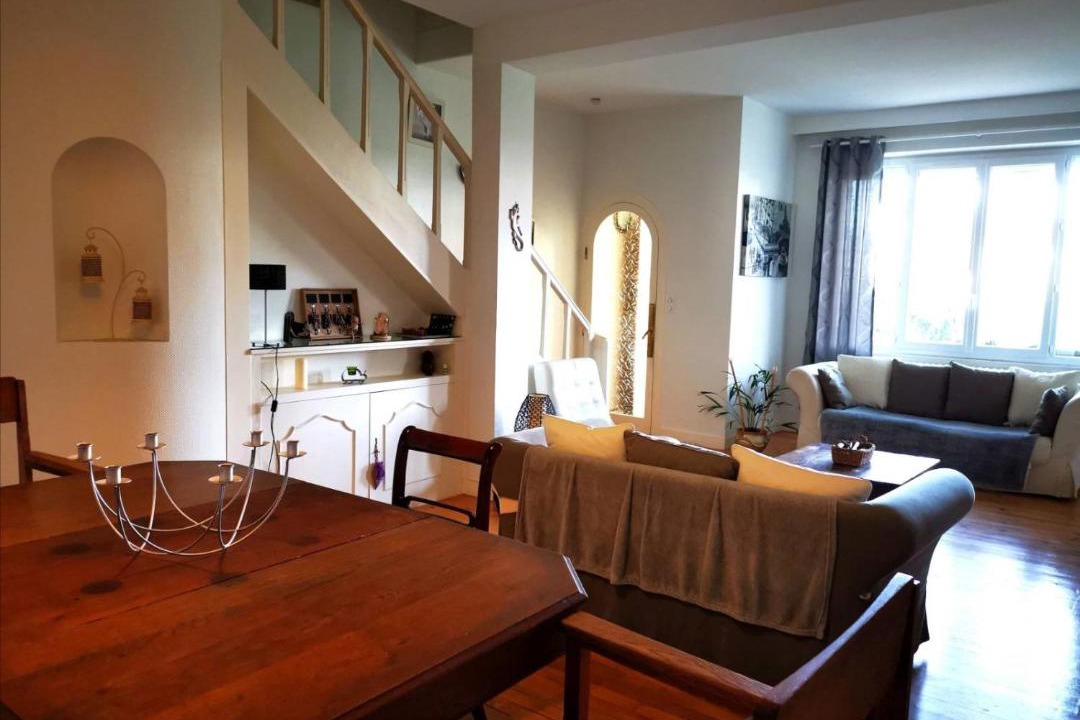 Photo of Livingroom in Saint-Junien