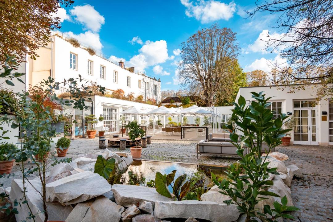 Photo of Others in Fontainebleau